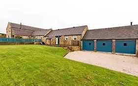 Manifold Barns